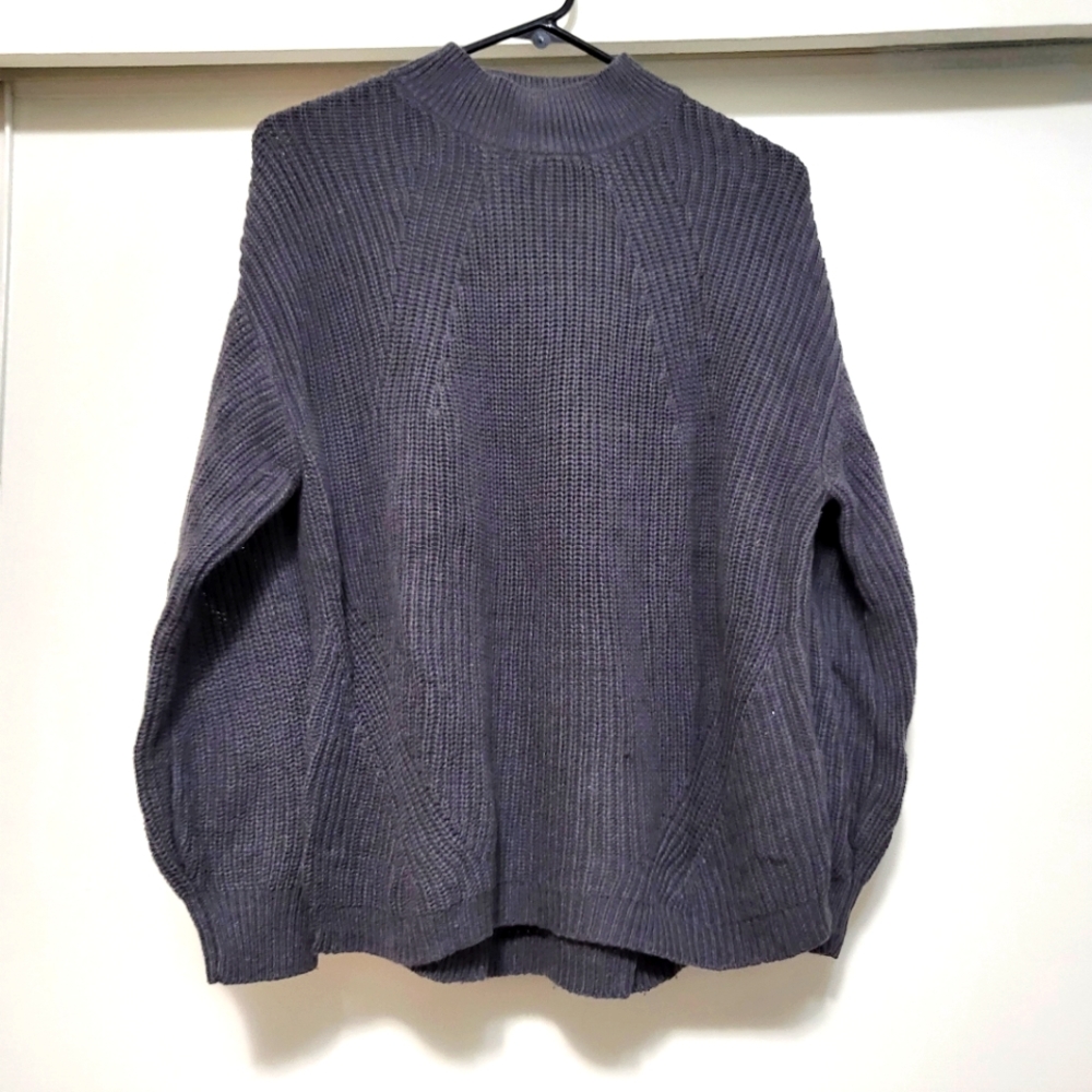 OLD NAVY Gray Sweater Size M